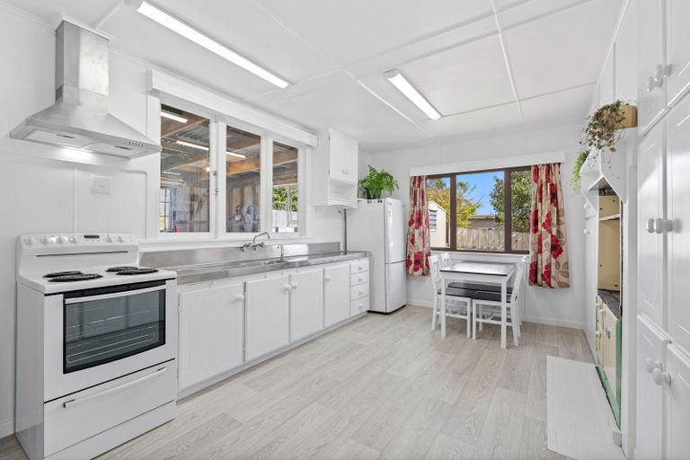 Photo of property in 8 Cartwright Road, Onerahi, Whangarei, 0110