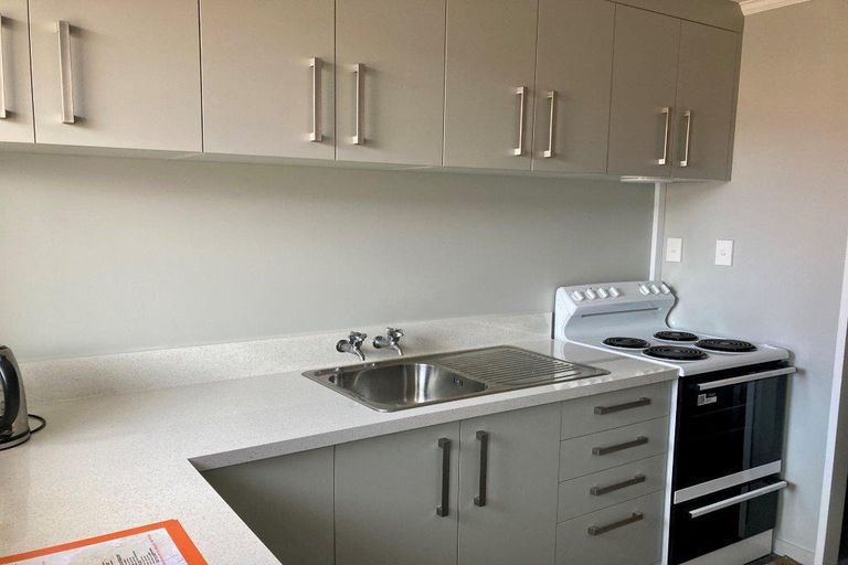 Photo of property in 19/2 Baker Street, West End, Timaru, 7910