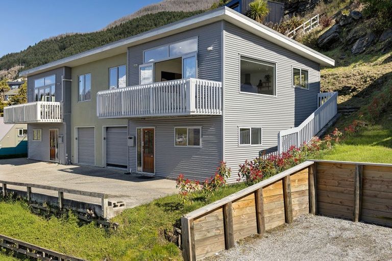 Photo of property in 36b Avalon Crescent, Fernhill, Queenstown, 9300