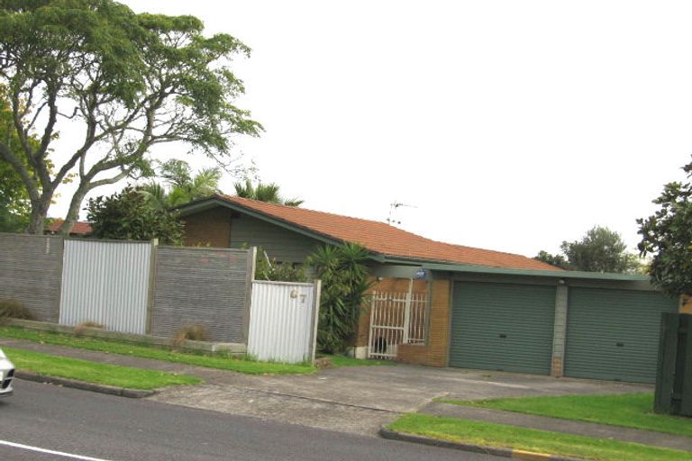 Photo of property in 67 Sandspit Road, Shelly Park, Auckland, 2014