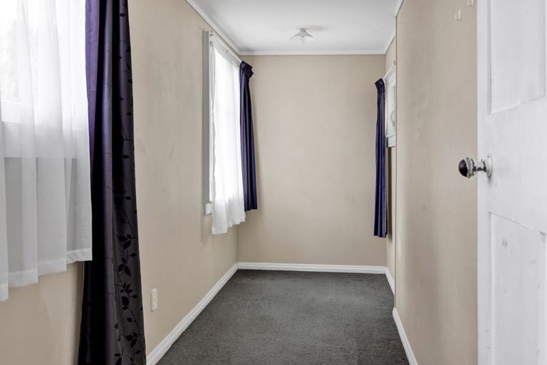 Photo of property in 15 Weld Street, Normanby, Hawera, 4614