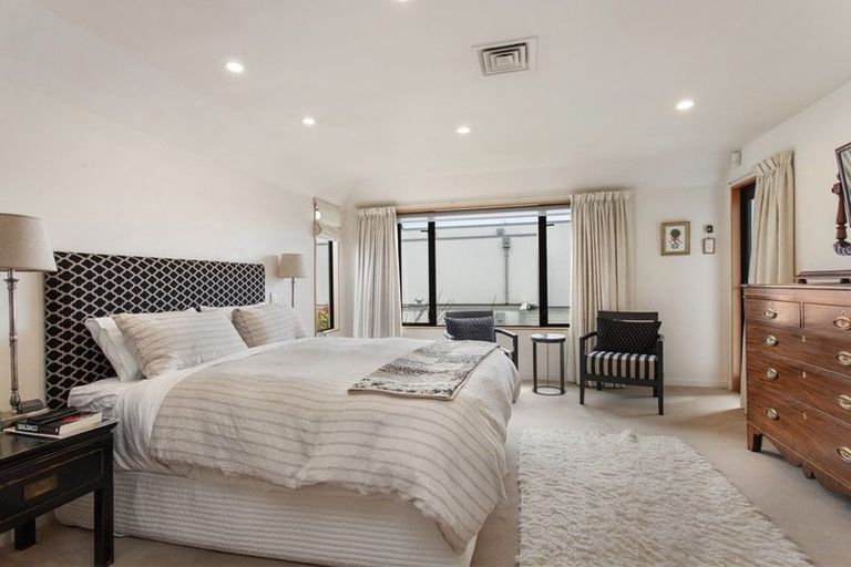 Photo of property in 2/31a Garden Road, Merivale, Christchurch, 8014