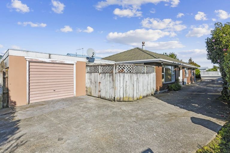Photo of property in 28 Kapiti Road, Paraparaumu, 5032