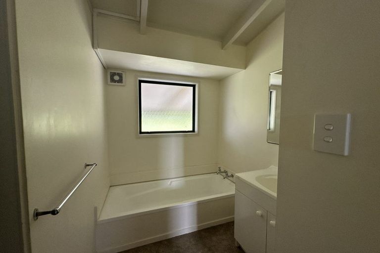 Photo of property in 451 Paremoremo Road, Paremoremo, Auckland, 0632