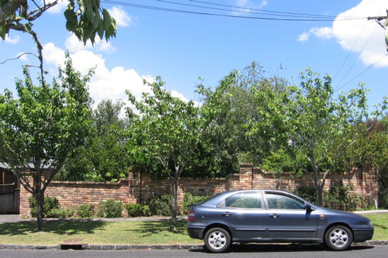 Photo of property in 12 Fairholme Avenue, Epsom, Auckland, 1023
