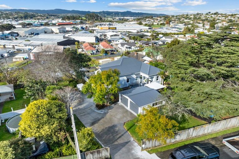 Photo of property in 5 Anzac Road, Morningside, Whangarei, 0110