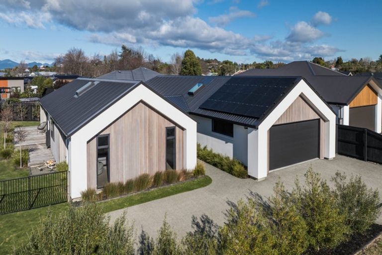 Photo of property in 99 Iwa Street, Mapua, 7005