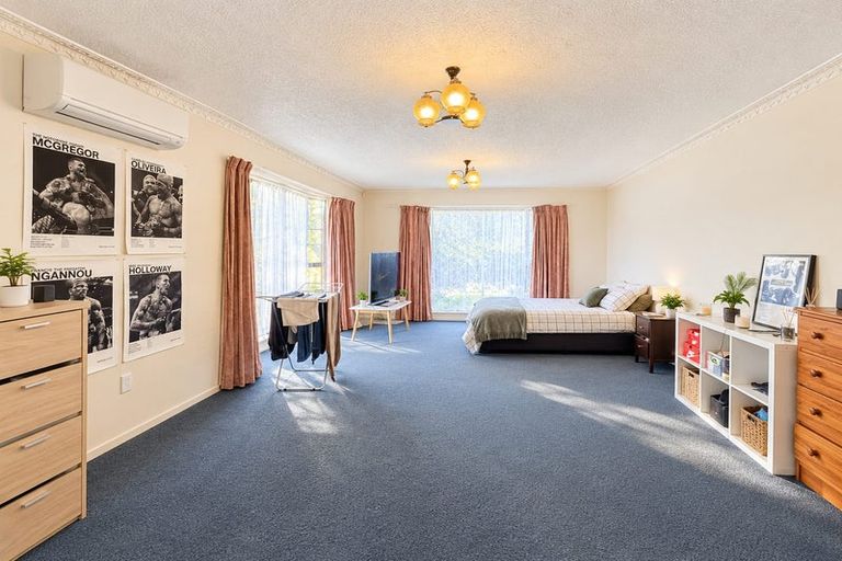 Photo of property in 264 Yaldhurst Road, Avonhead, Christchurch, 8042