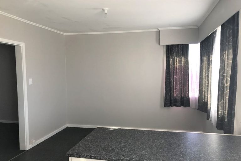 Photo of property in 63 Paul Crescent, Fairfield, Hamilton, 3214