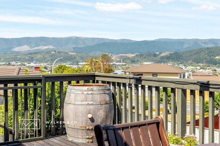 Photo of property in 16 Kirton Drive, Riverstone Terraces, Upper Hutt, 5018