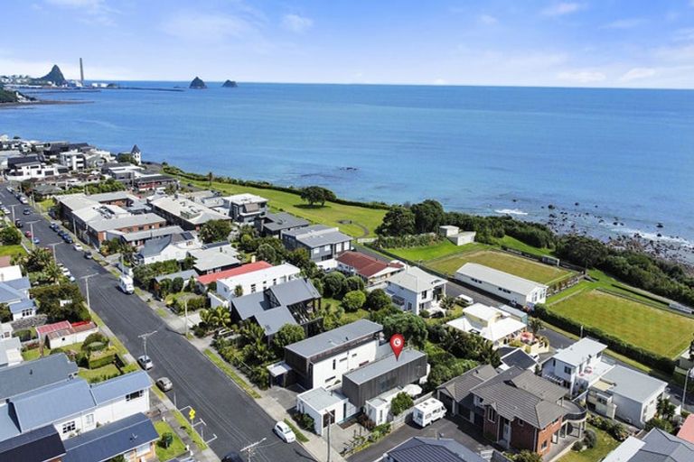 Photo of property in 79 Buller Street, New Plymouth, 4312