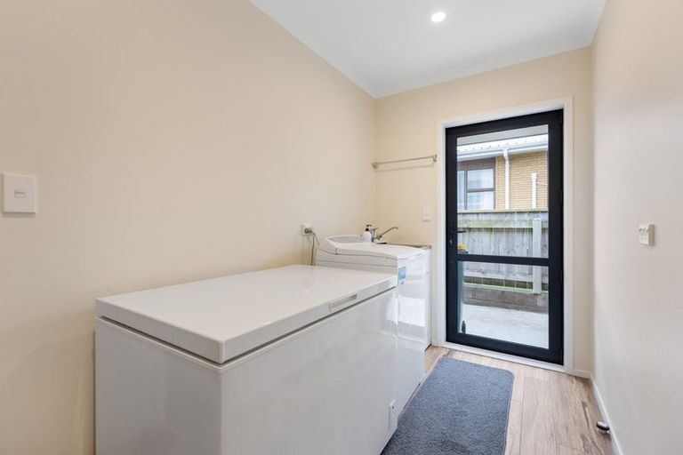 Photo of property in 14 Annandale Street, Lynmouth, New Plymouth, 4310