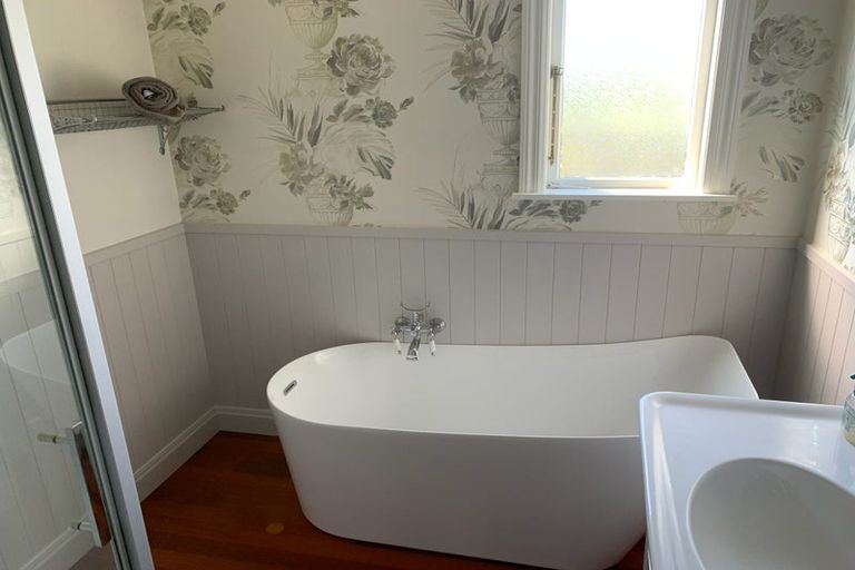 Photo of property in 48 Lavaud Street, Berhampore, Wellington, 6023