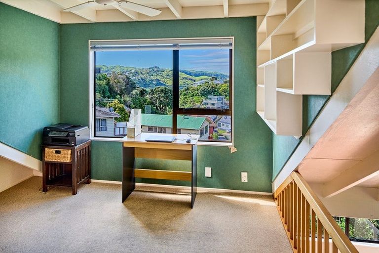 Photo of property in 100 Pope Street, Camborne, Porirua, 5026