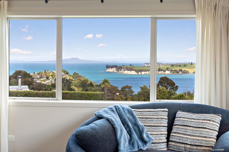 Photo of property in 170 Wade River Road, Wade Heads, Whangaparaoa, 0932