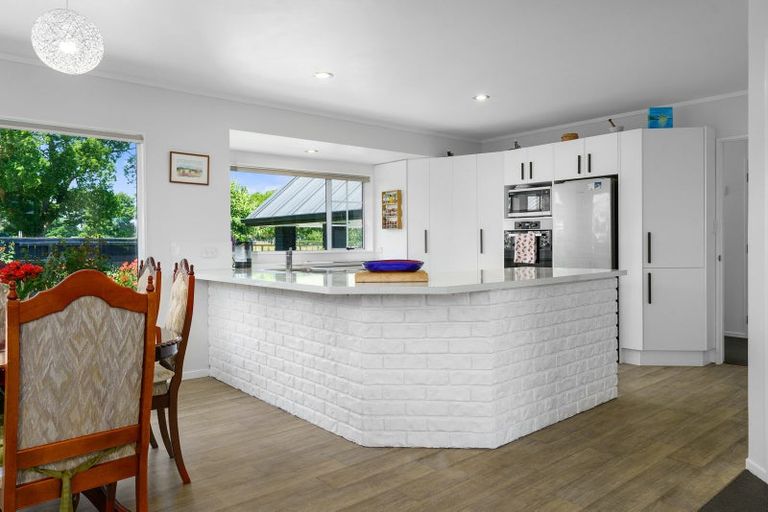 Photo of property in 71 Carlyle Street, Leamington, Cambridge, 3432