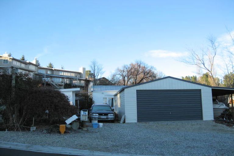 Photo of property in 26 Warren Street, Wanaka, 9305