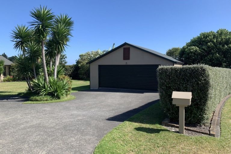 Photo of property in 60 Shelter Grove, Frankleigh Park, New Plymouth, 4310