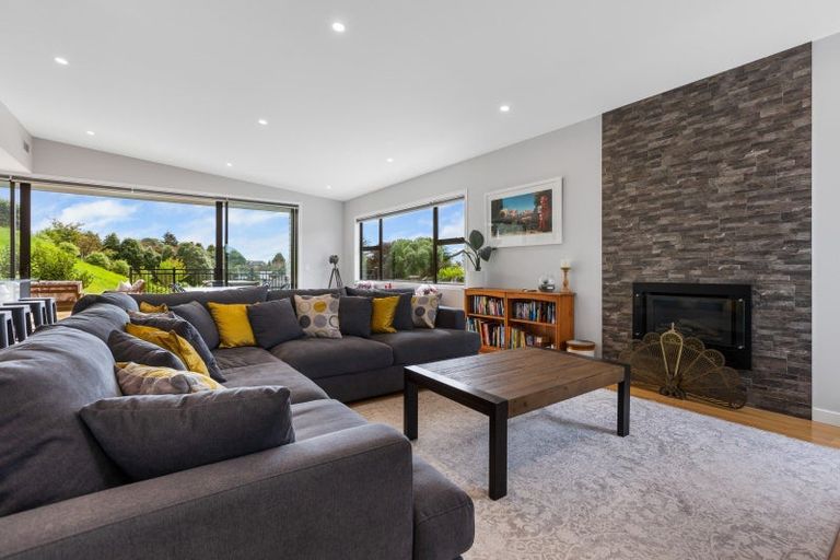 Photo of property in 7/1a Montrose Place, Highlands Park, New Plymouth, 4312