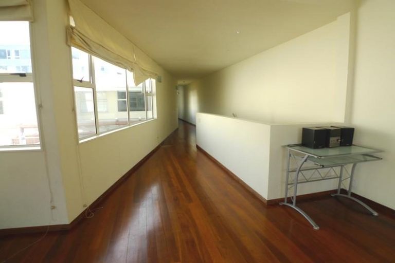 Photo of property in Sirocco Apartments, 811/8 Church Street, Wellington Central, Wellington, 6011