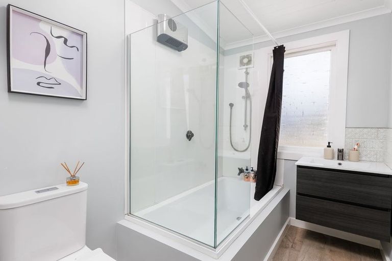 Photo of property in 5 Exeter Street, Waimate, 7924