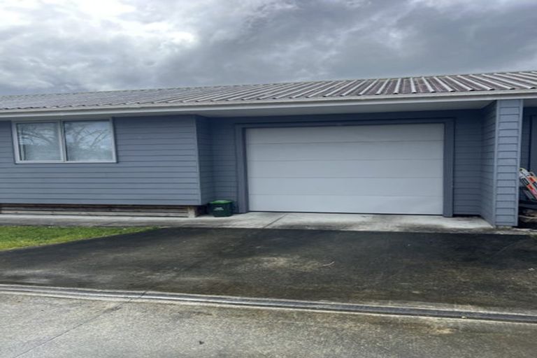 Photo of property in 7b Newland Grove, Henderson, Auckland, 0610