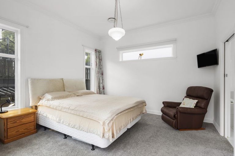Photo of property in 28 Trent Street, Island Bay, Wellington, 6023