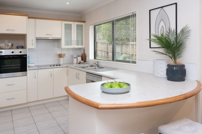 Photo of property in 51c Moore Street, Howick, Auckland, 2014