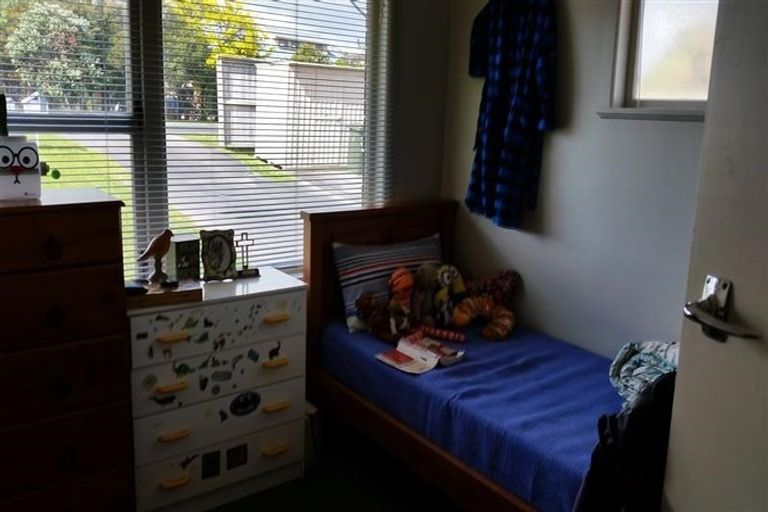 Photo of property in 28 Carlisle Road, Browns Bay, Auckland, 0630