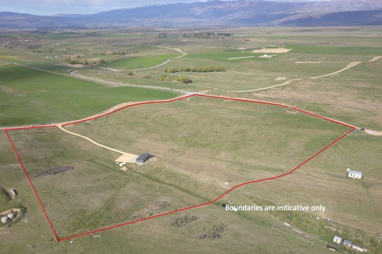 Photo of property in 23 Pihoihoi Road, Waikerikeri, Alexandra, 9393