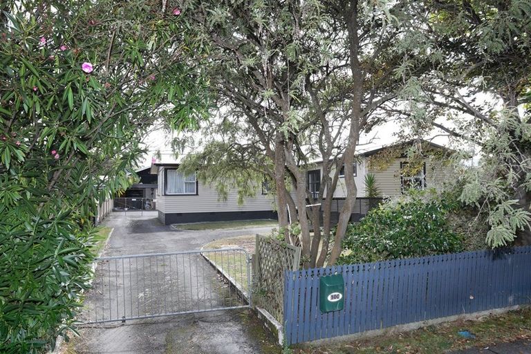 Photo of property in 100 Lethbridge Street, Feilding, 4702