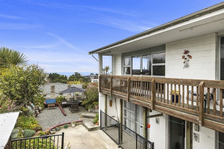 Photo of property in 42 Puketai Street, Andersons Bay, Dunedin, 9013