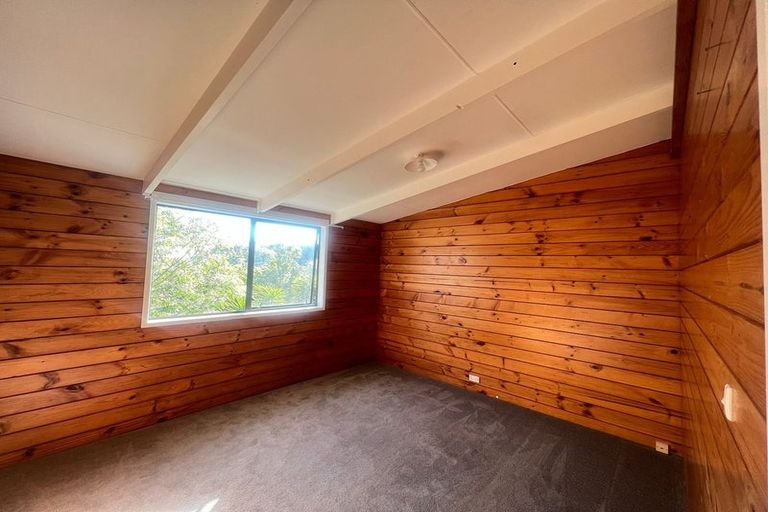 Photo of property in 1/9 Thistledew Place, Bayview, Auckland, 0629