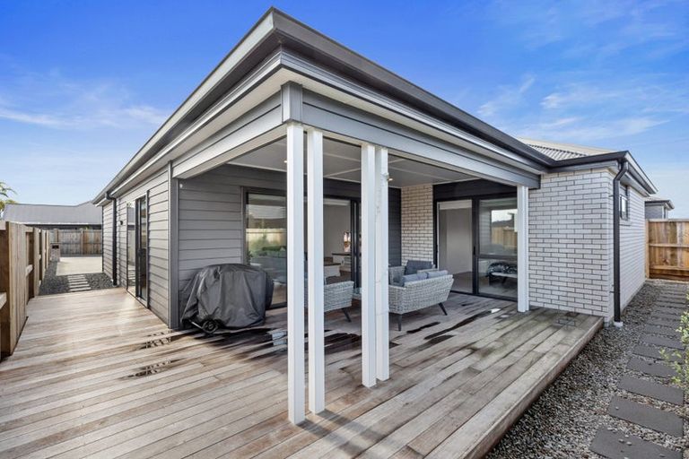 Photo of property in 51 Cotula Way, Papamoa Beach, Papamoa, 3118