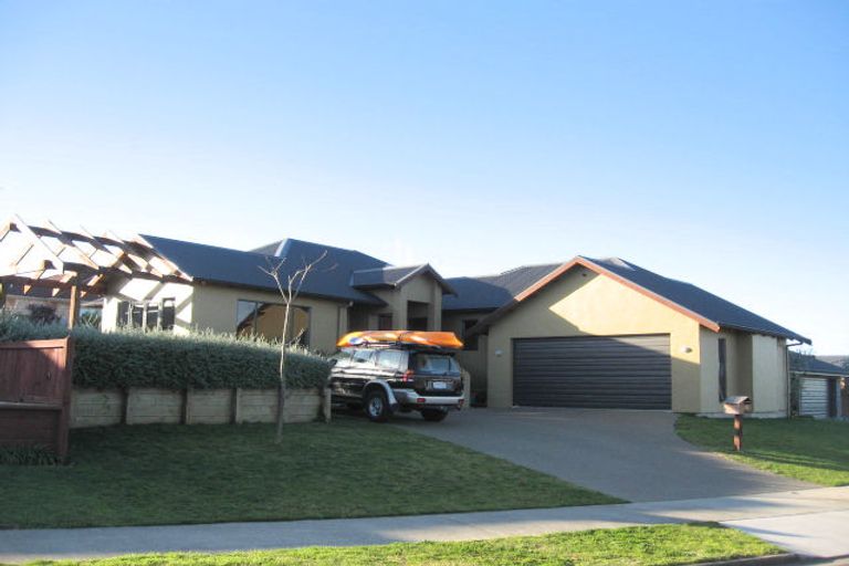 Photo of property in 37 Bramley Drive, Rototuna, Hamilton, 3210