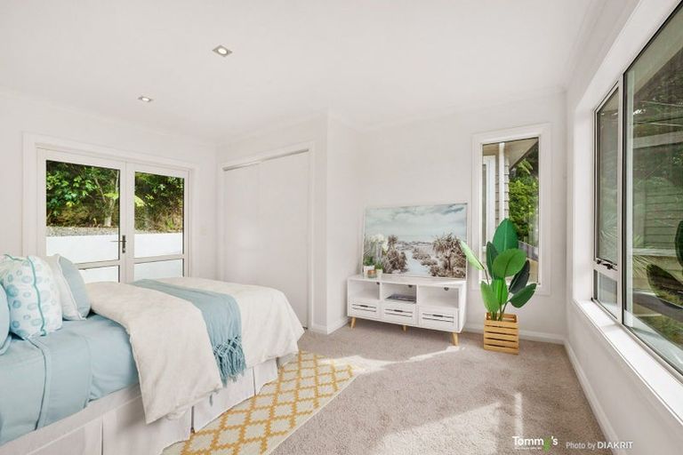 Photo of property in 1b Paisley Terrace, Karori, Wellington, 6012