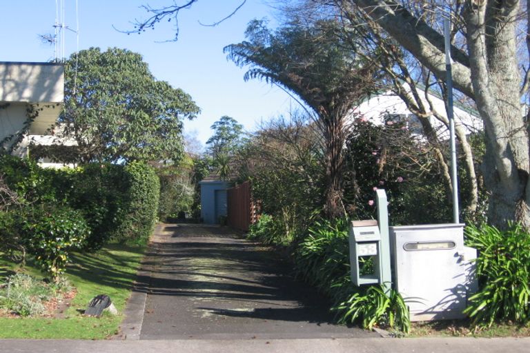 Photo of property in 53 Hooker Avenue, Chedworth, Hamilton, 3210