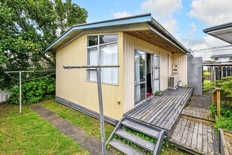 Photo of property in 2/2 Dagenham Street, Manurewa, Auckland, 2102