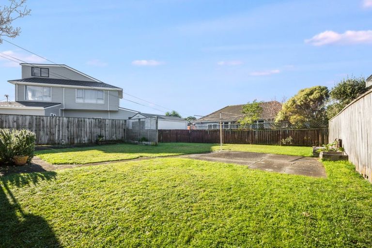 Photo of property in 17 Morgan Street, Johnsonville, Wellington, 6037