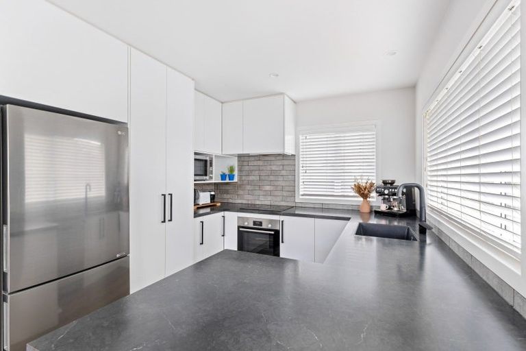 Photo of property in 19a Maire Street, Inglewood, 4330