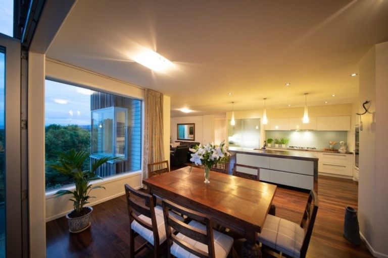 Photo of property in 51 The Strand, Fitzherbert, Palmerston North, 4410