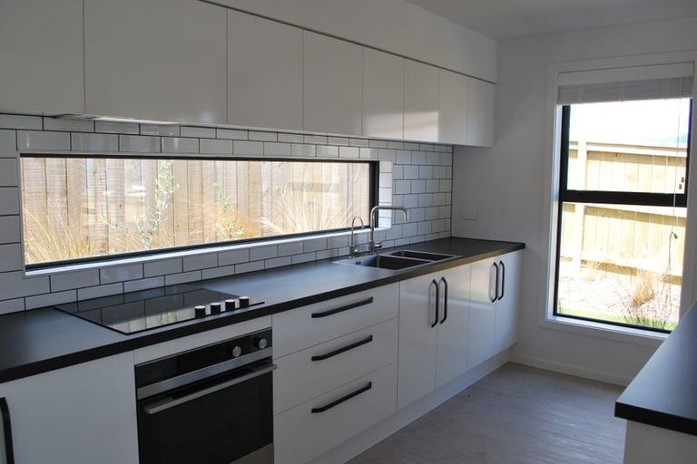 Photo of property in 41 Shepherd Road, Jacks Point, Queenstown, 9371