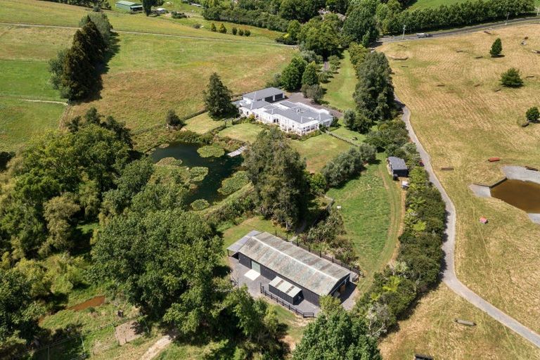 Photo of property in 75 Sutton Road, Brookby, Manurewa, 2576