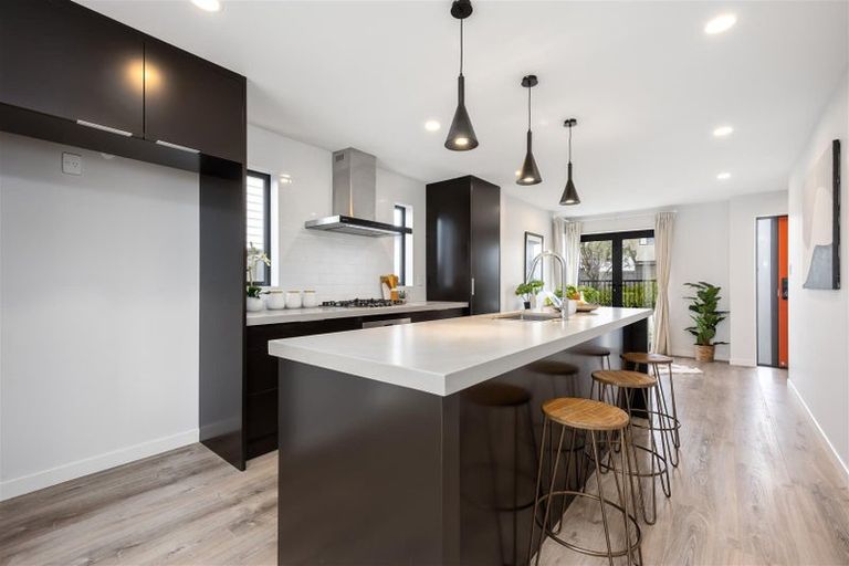 Photo of property in 4 Henry Lloyd Place, Silverdale, 0932