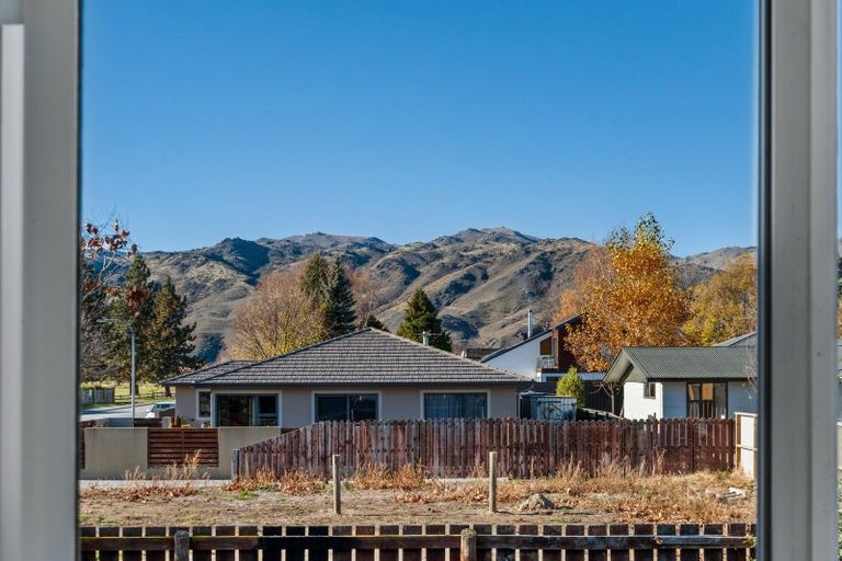 Photo of property in 116 Neplusultra Street, Cromwell, 9310