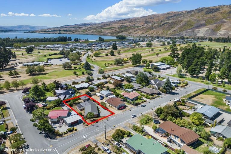 Photo of property in 11 Syndic Street, Cromwell, 9310