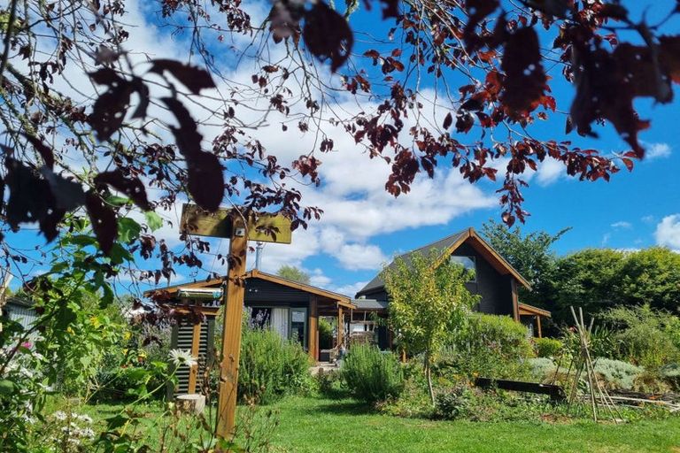 Photo of property in 47 Owhango Road, Owhango, 3990