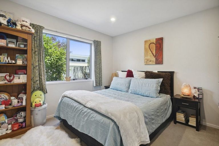 Photo of property in 44 Mo Street, Camborne, Porirua, 5026