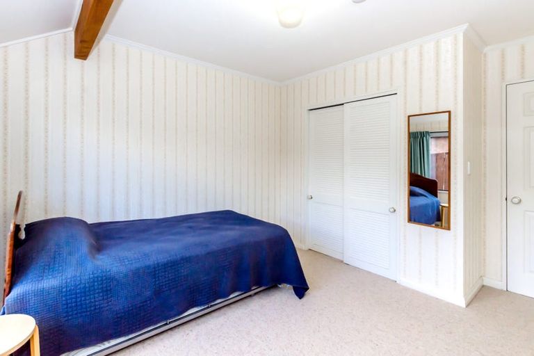 Photo of property in 31 Awanui Drive, Waikanae, 5036