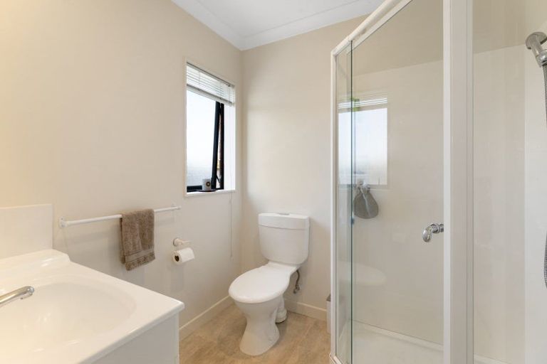 Photo of property in 7 Aburoc Place, Paraparaumu Beach, Paraparaumu, 5032